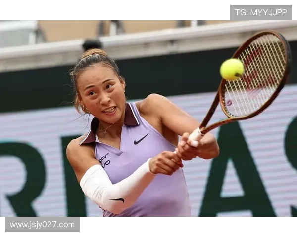 郑钦文直落两盘强势取胜成功晋级中网女单32强再展巅峰状态光芒