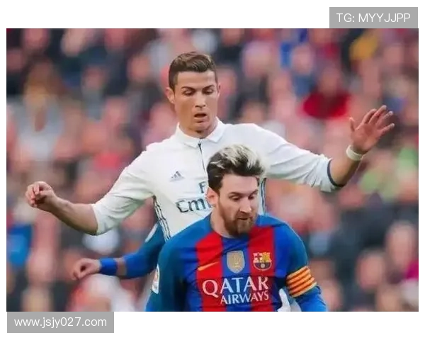 特朗普称赞梅西与C罗同样出色并透露几天前见过C罗 特朗普称赞梅西与C罗同样出色并透露几天前见过C罗